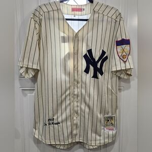 Mitchell & Ness New York Yankees Joe DiMaggio jersey men's size 40/Medium